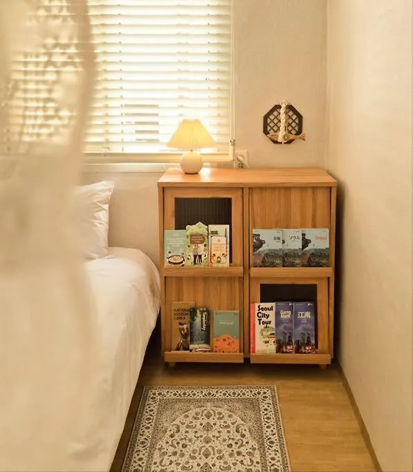 Best Location Gangnam Yeoksam 2Bedroom Upp To Four People Seoul South Korea